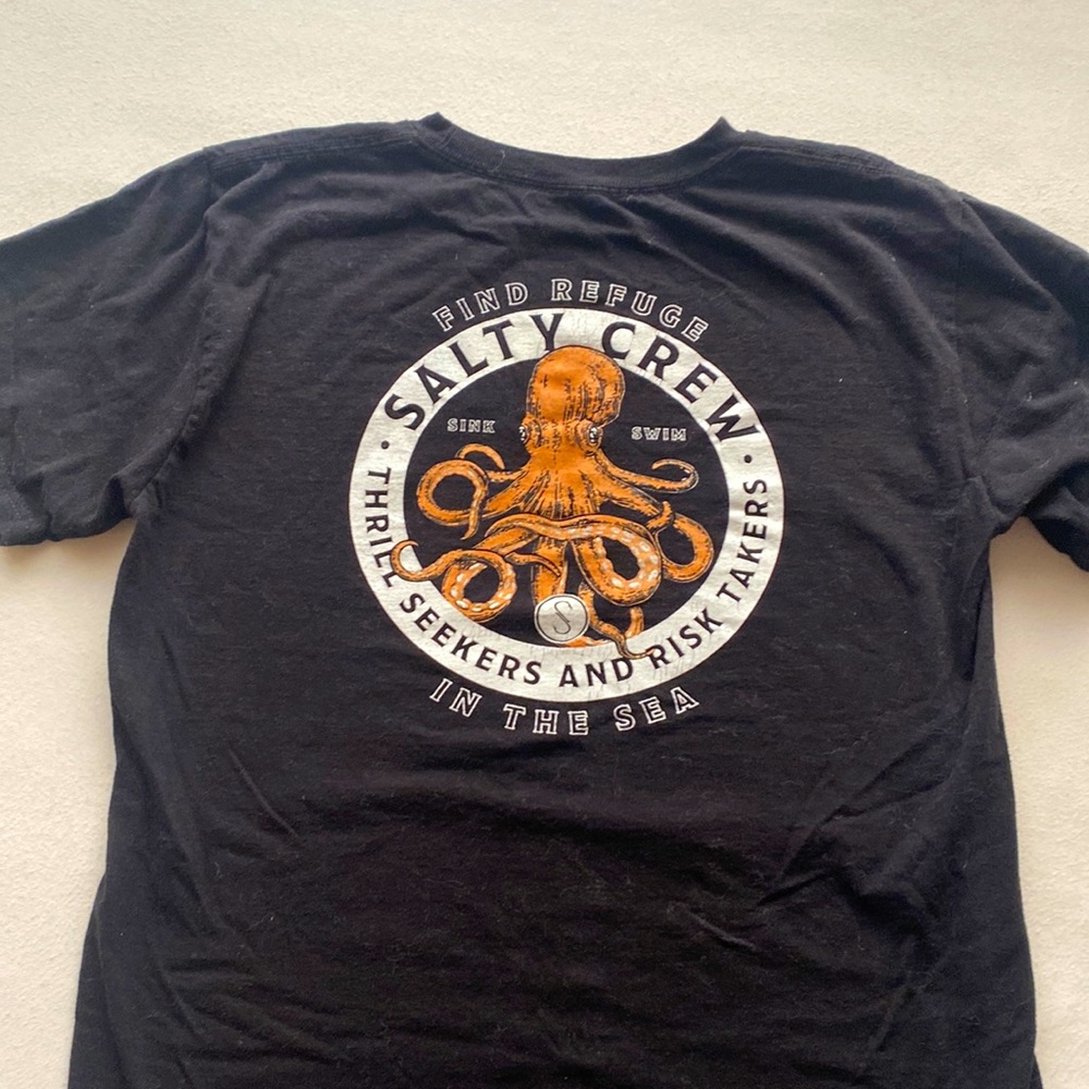Salty crew t-shirt